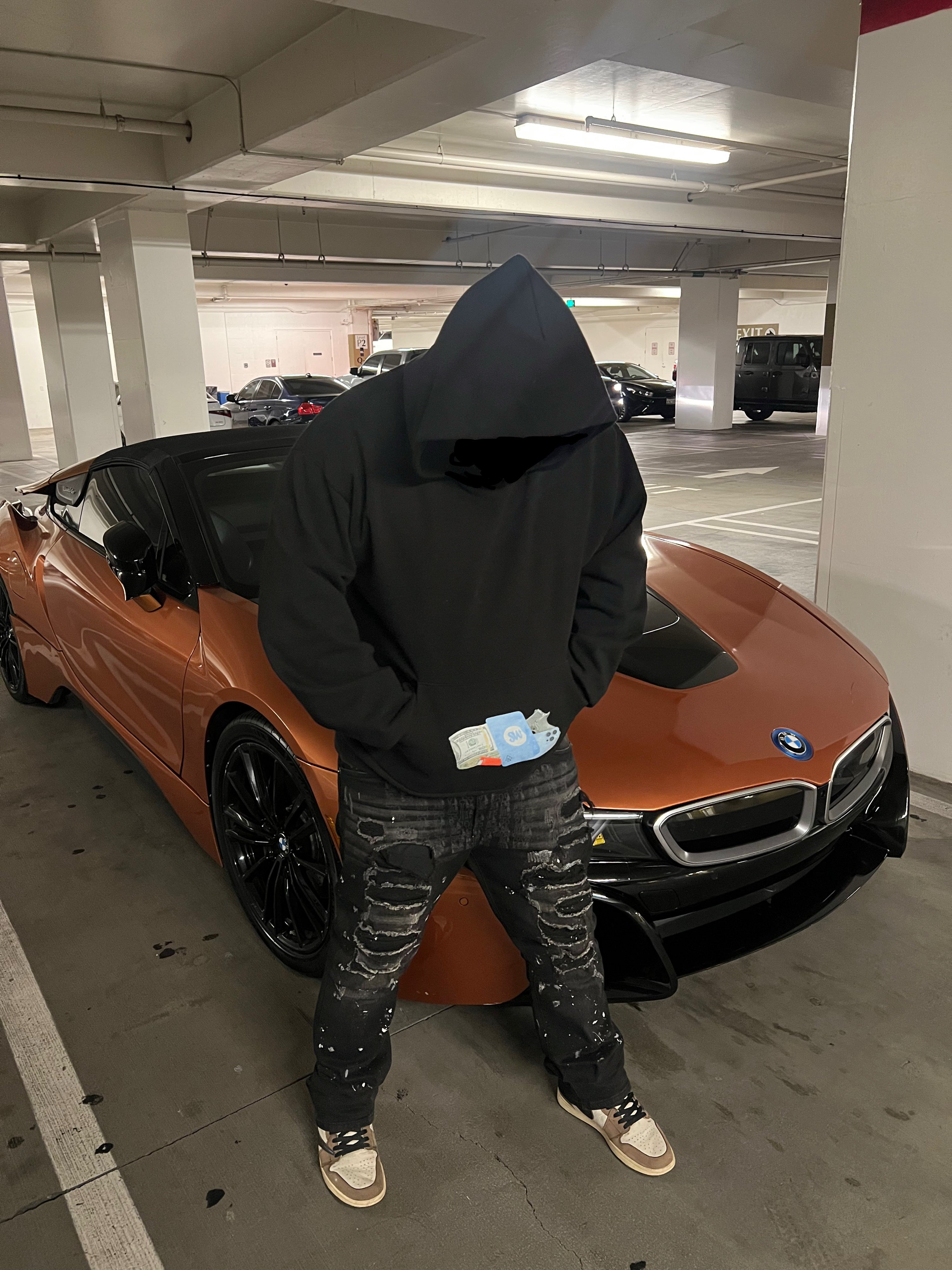 SOWAVY ESSENTIALS HOODIE